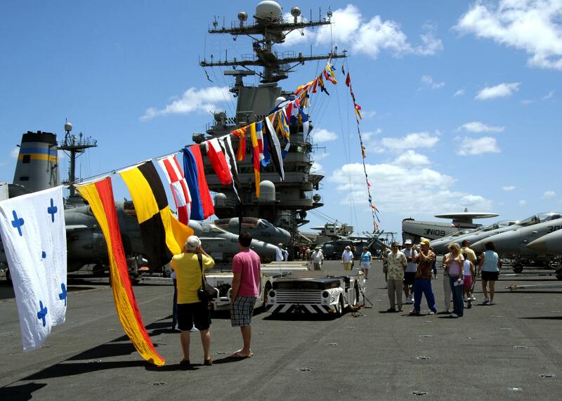 Hawaii 2006 Navy photo